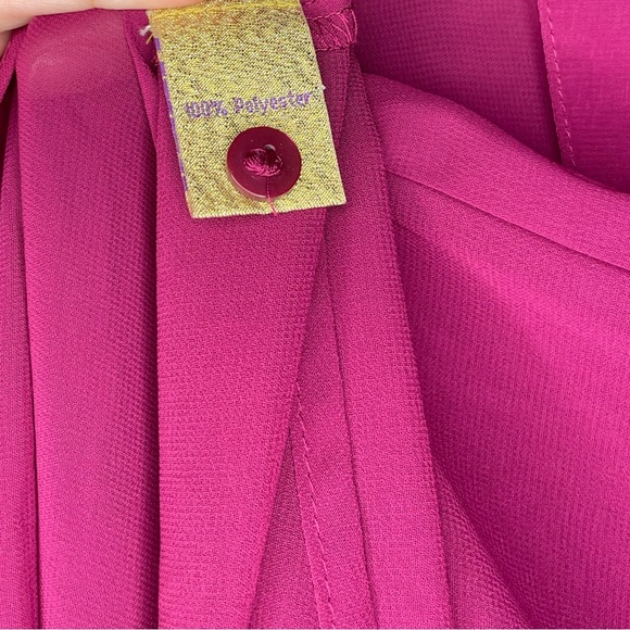 NWOT Princess by Vera Wang Button Up Sleeveless Top - Picture 3 of 4